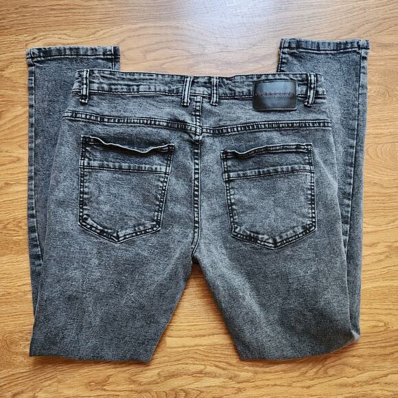 M Society Politically Incorrect Jeans Mens Size 34x32 Black Distressed Patched - Picture 5 of 12